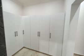 للإيجار – دور أرضي فاخر وواسع (500م²) - موقع مميز 