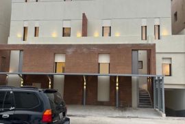 للبيع ڤيلا في الصديق قطعة 3