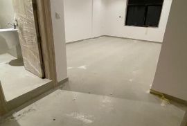 للايجار شقة في المنصورية تشطيب جديد اول ساكن