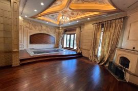 For rent: Villa (palace) in Surra