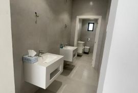 للايجار دور ارضي في جنوب عبدالله مبارك السعر لقطه